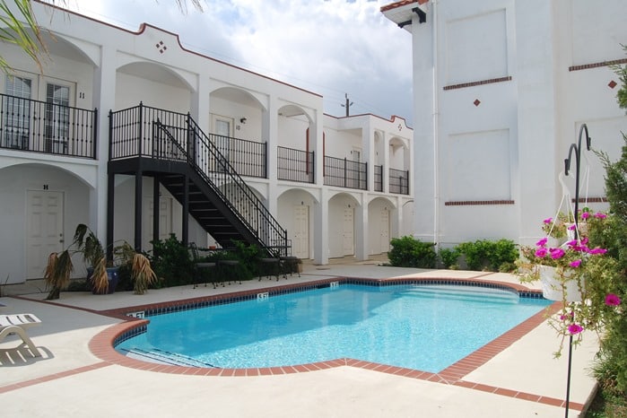 El Cortez Villas swimming pool