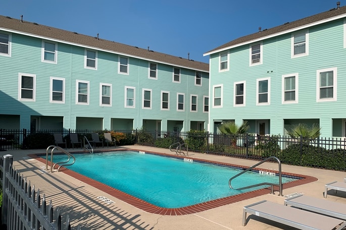 Havre Lafitte Townhomes swimming pool