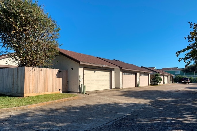 Lafitte Townhomes garages