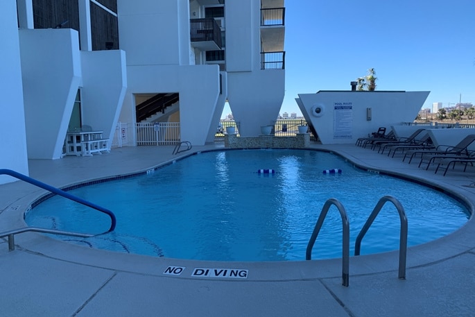 Islander East Condominiums swimming pool