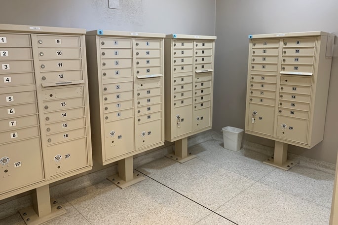 The Galvestonian Condominiums mail center