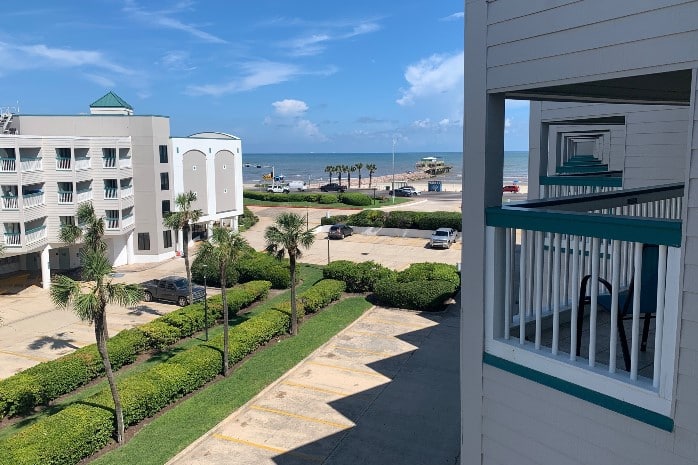 Photo of exterior at Casa Del Mar Condominiums and views of 61st St pier and Gulf