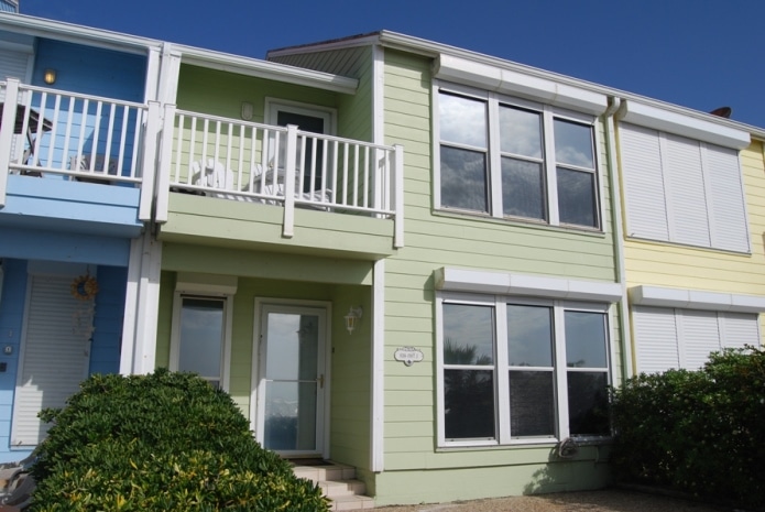 Photo of exterior building at Sand Castle Condominiums